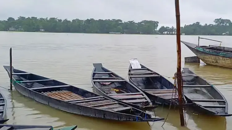 সুরমার পানি বিপৎসীমার ১৬ সেন্টিমিটার ওপর দিয়ে প্রবাহিত হচ্ছে