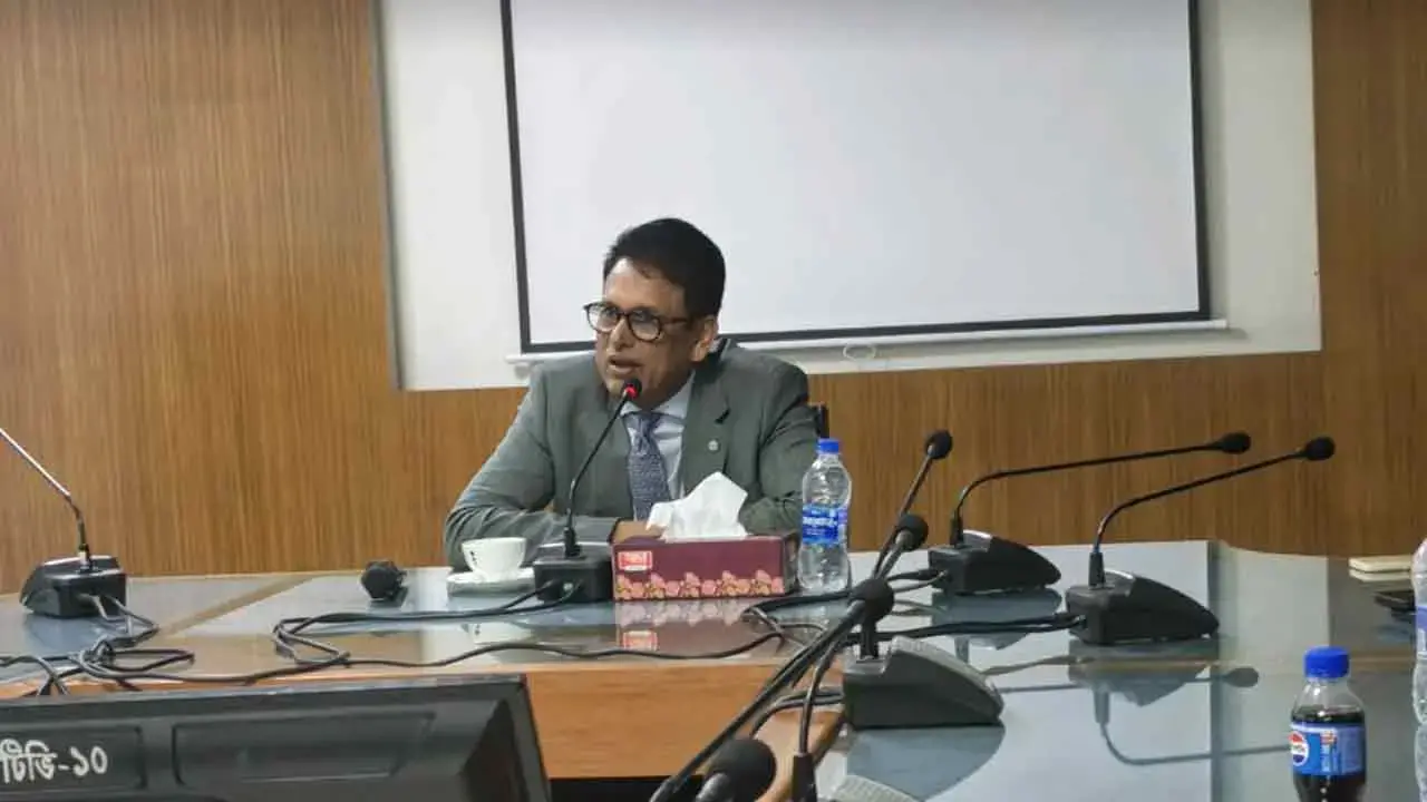 সংযুক্ত ছবি