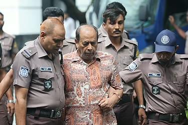 জুলাইয়ে মানবতাবিরোধী অপরাধের মামলায় সাবেক সেনা কর্মকর্তা মোজাফফর গ্রেপ্তার