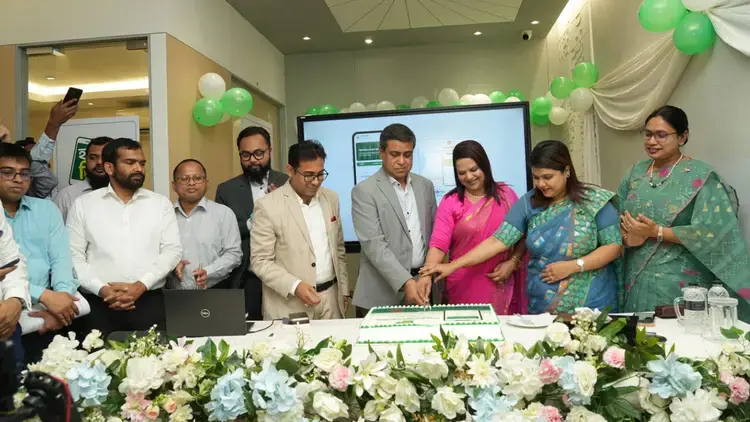 চালু হলো 'হ্যালো ডিসি' অ্যাপ, এক ক্লিকেই মিলবে জেলা প্রশাসনে...