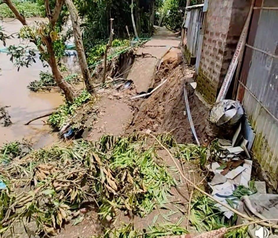 মৌলভীবাজার ও হবিগঞ্জে বন্যায় ২১০ কি.মি সড়ক ক্ষতিগ্রস্ত: মেরামতে লাগবে  শত কোটি টাকা
